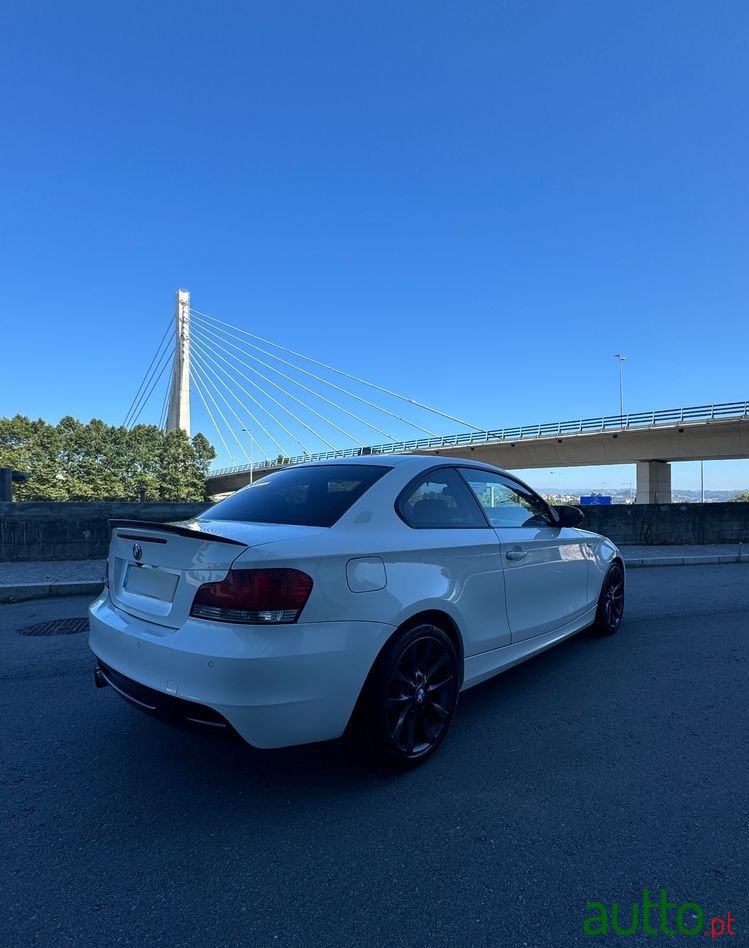 2009' BMW 118 D Coupe Aut. photo #4