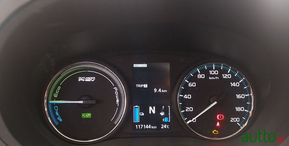 2016' Mitsubishi Outlander 2.0 Intense Navi photo #6