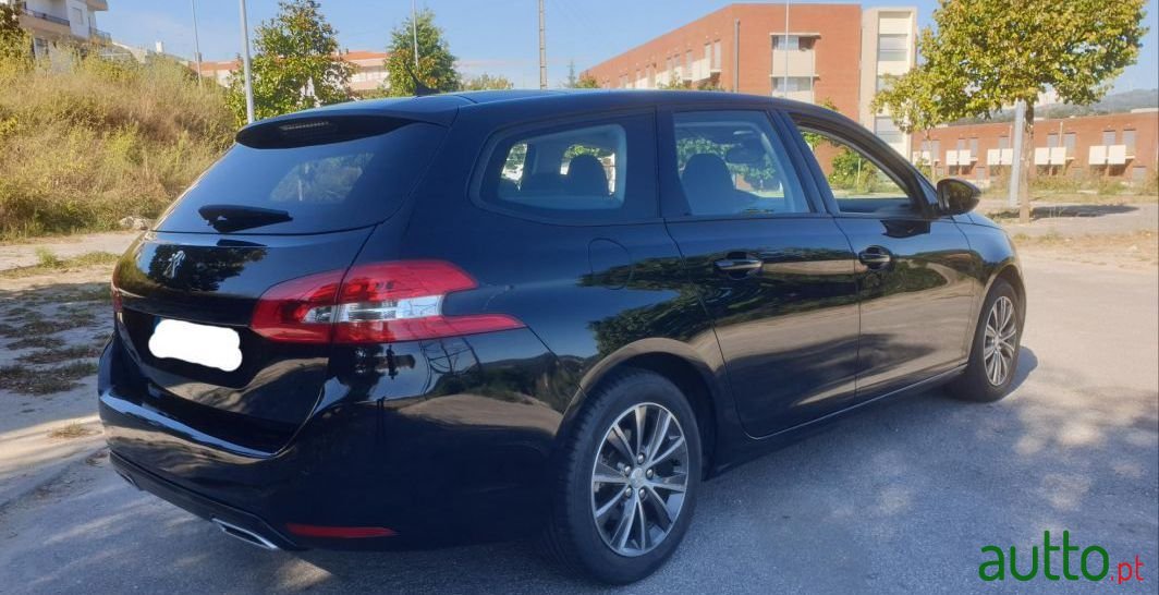 2016' Peugeot 308 Sw photo #2