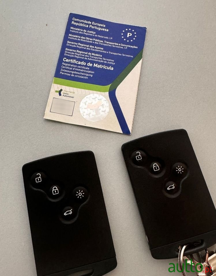 2014' Renault Captur 1.5 Dci photo #2