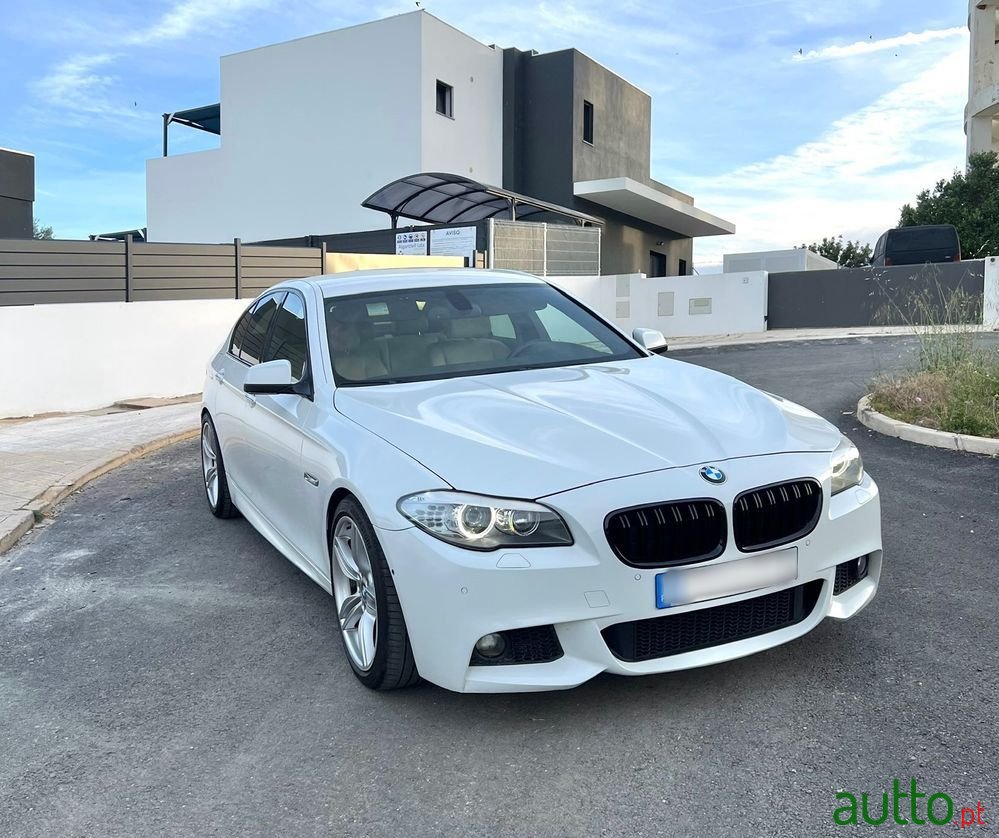 2012' BMW 535 D Pack M Auto photo #1