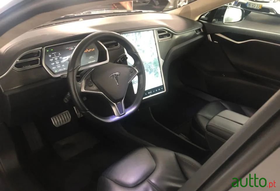 2014' Tesla Model S photo #6