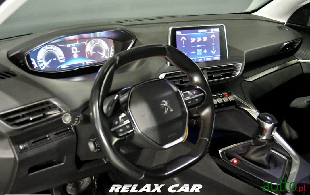 2017' Peugeot 3008 photo #3