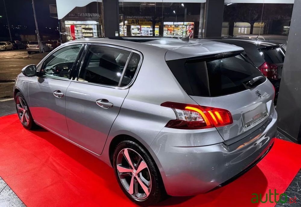 2013' Peugeot 308 photo #4