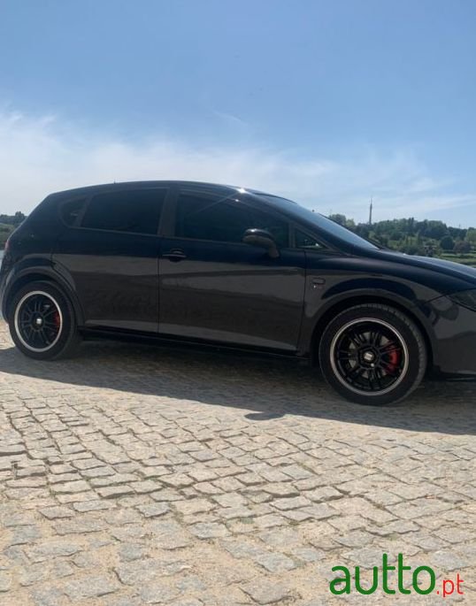 2007' SEAT Leon Nacional photo #5