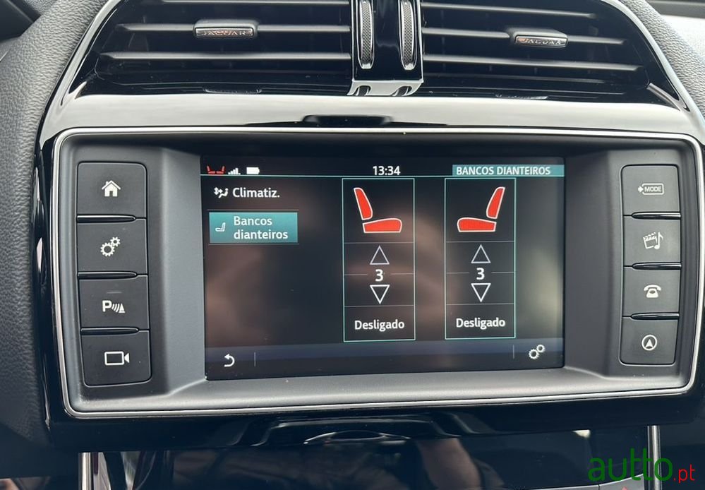 2016' Jaguar XE 20D Aut. R-Sport photo #4