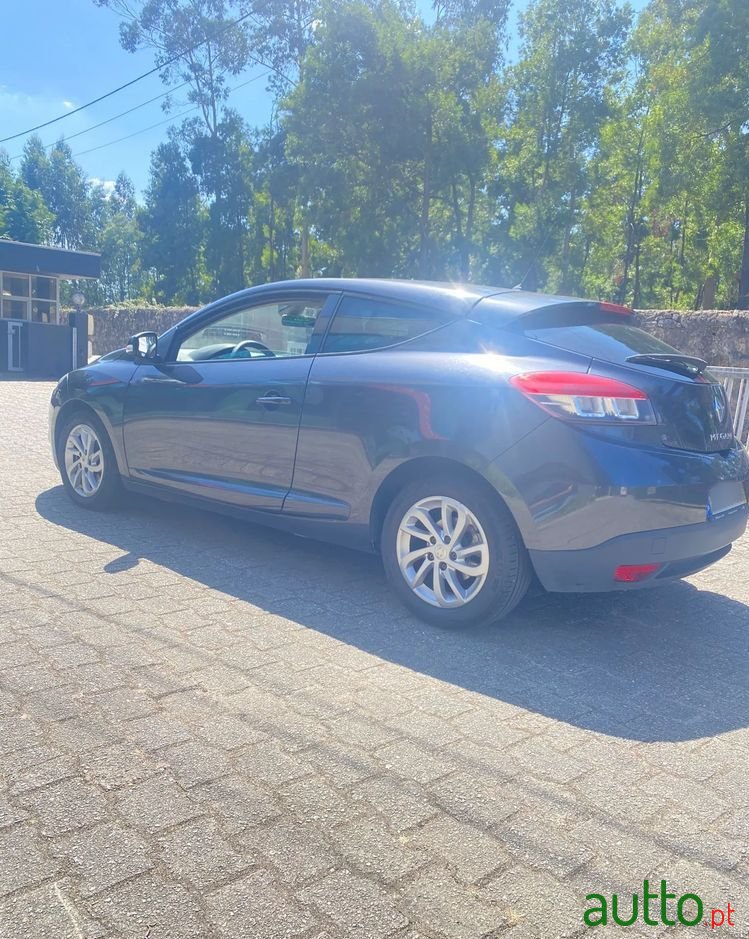 2012' Renault Mégane Coupe photo #1