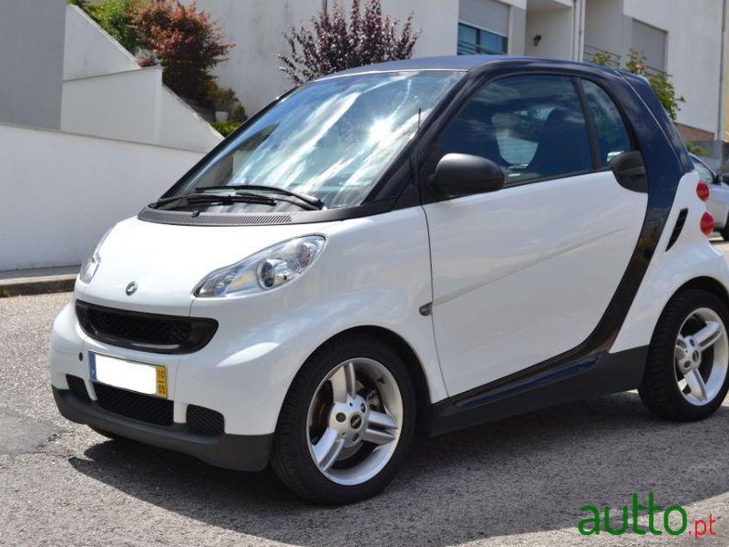 2010' Smart Fortwo photo #1
