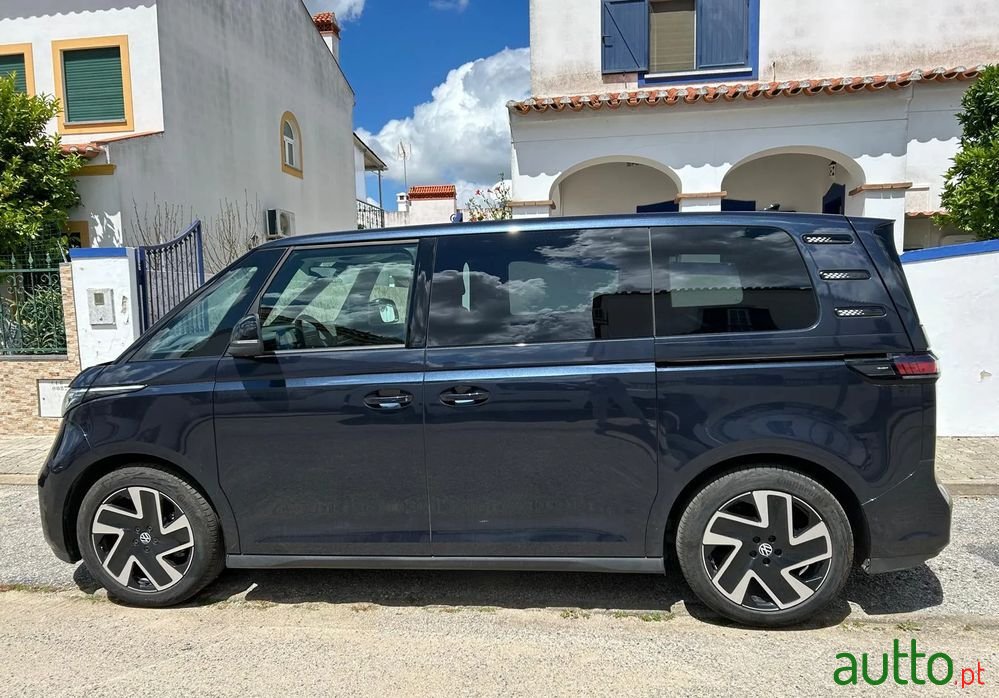 2023' Volkswagen ID.Buzz photo #6