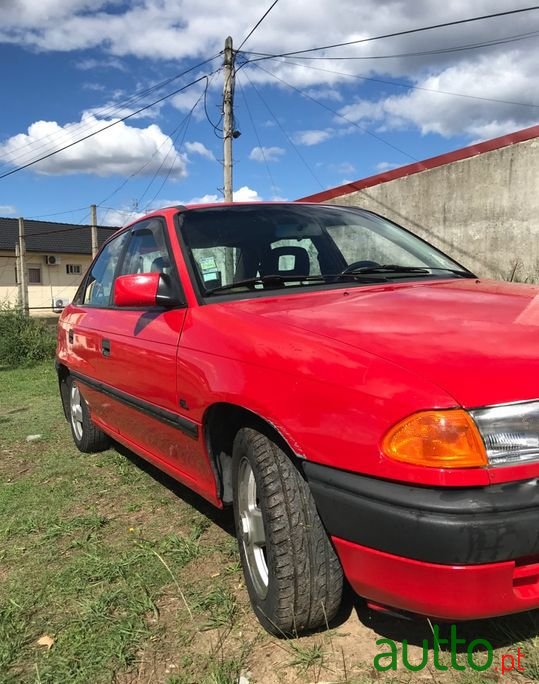 1994' Opel Astra photo #2