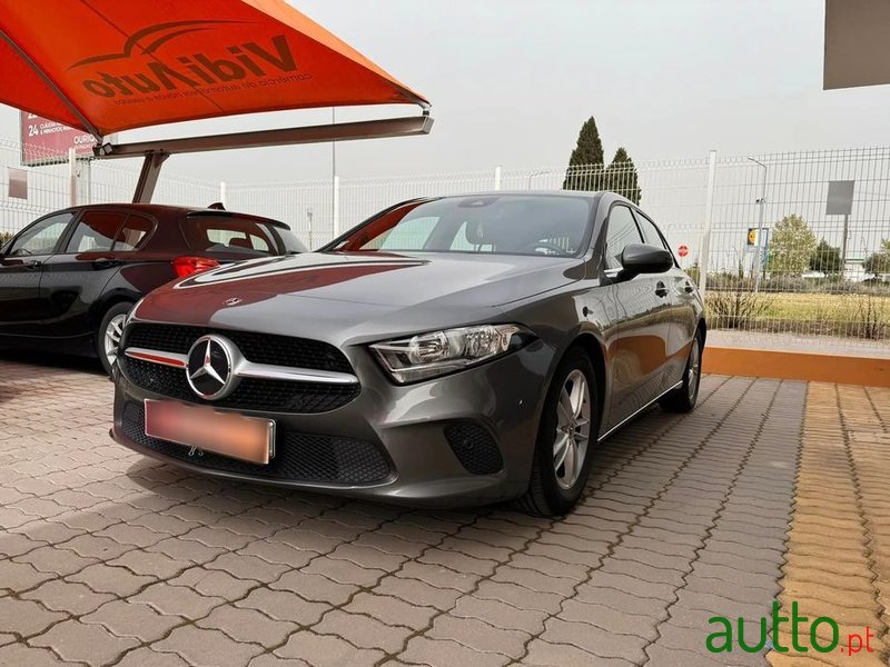 2020' Mercedes-Benz A 160 Style Plus photo #3