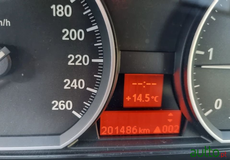 2009' BMW 120 photo #2