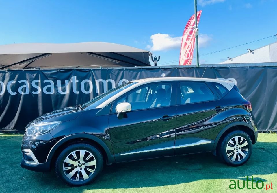 2017' Renault Captur photo #3