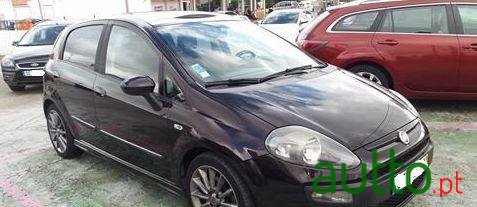 2010' Fiat Grande Punto 1.3 photo #3