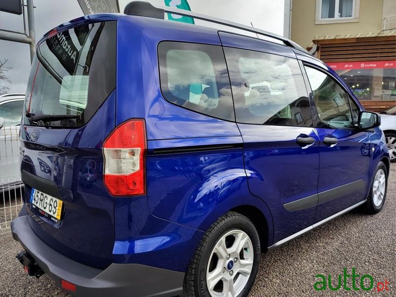 2016' Ford Tourneo Courier photo #4
