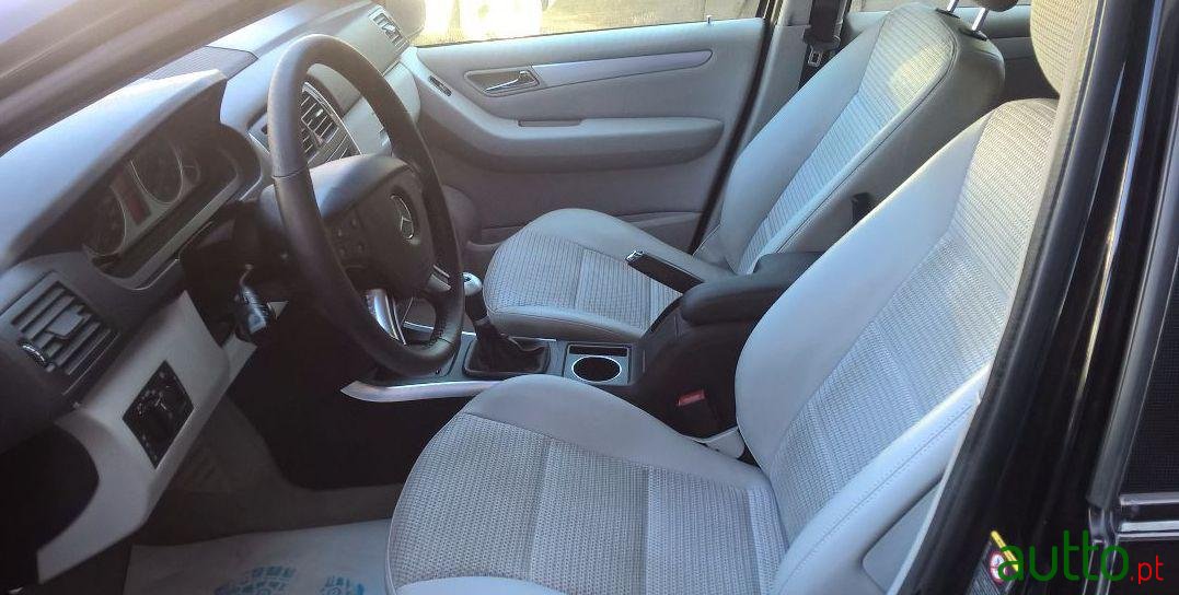 2005' Mercedes-Benz B-200 Sport photo #1