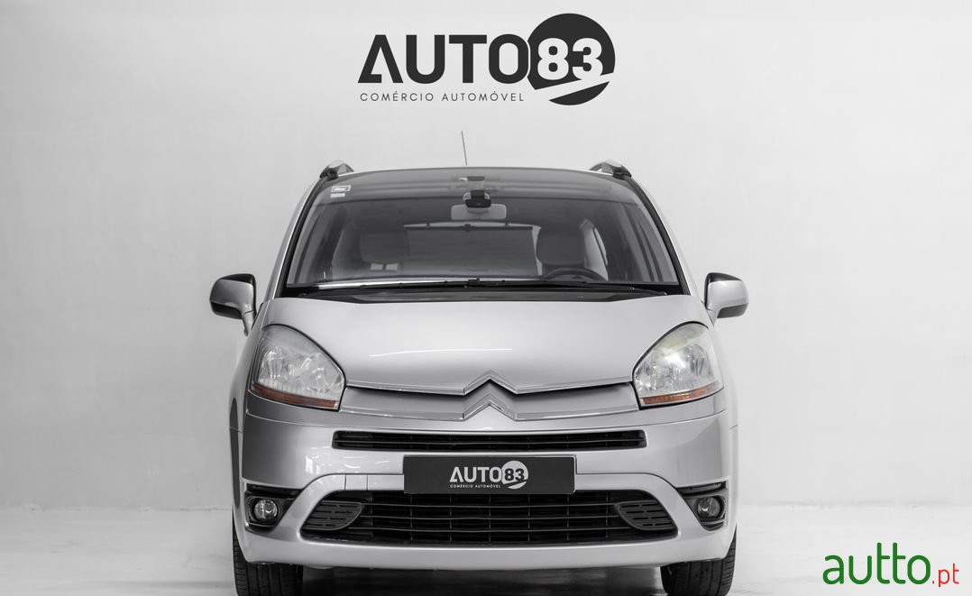 2008' Citroen C4 Grand Picasso photo #2
