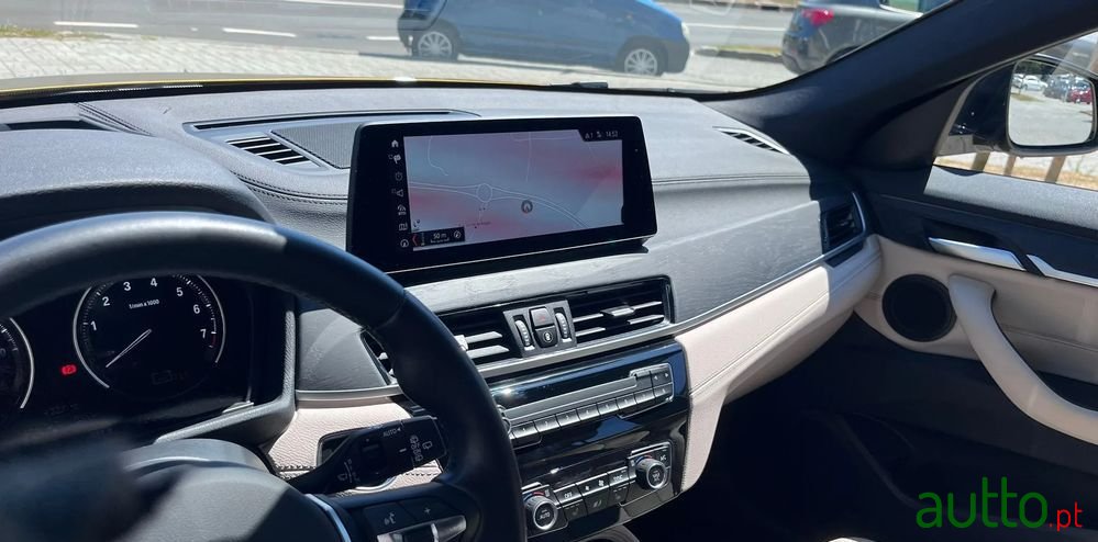 2022' BMW X2 Pack M photo #6