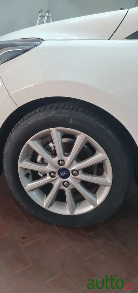 2018' Ford Fiesta 1.0 Ecoboost Active photo #6