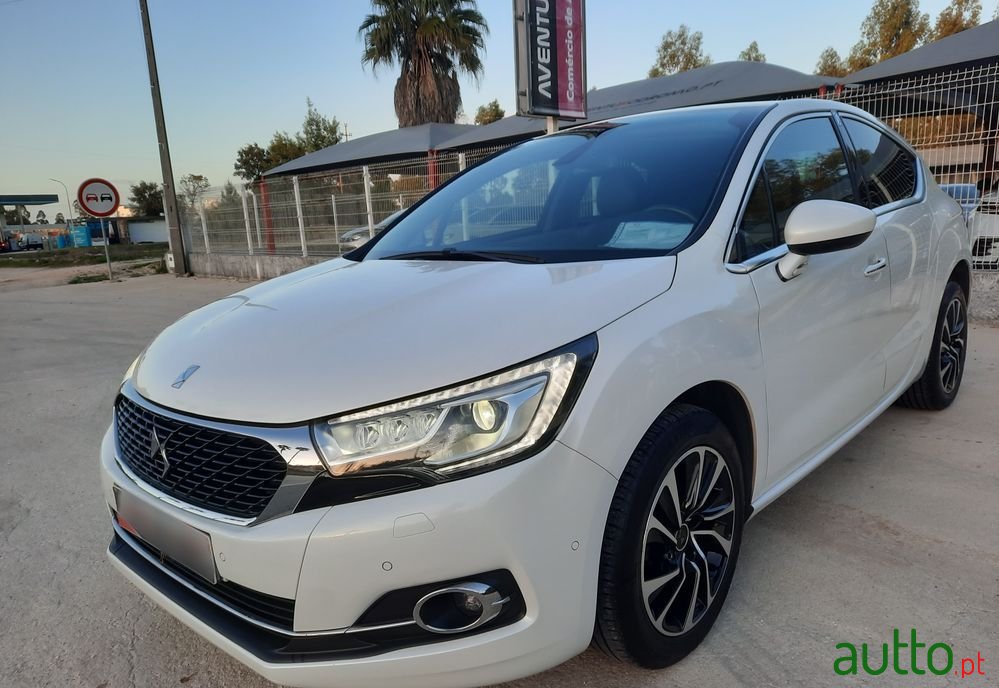 2018' DS Automobiles Ds4 photo #4