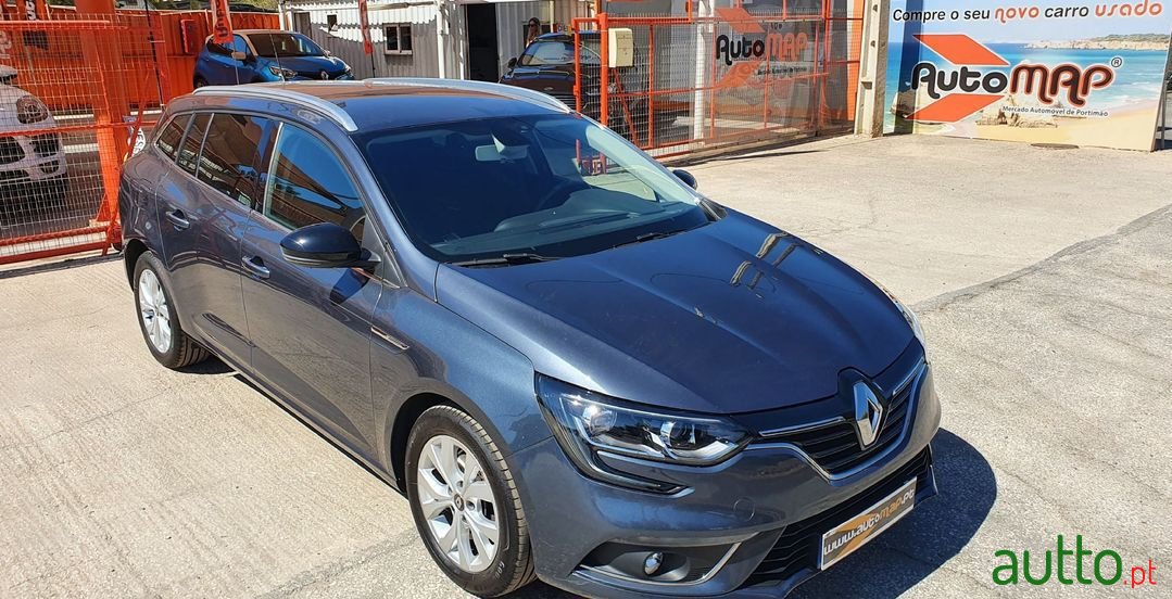 2019' Renault Megane Sport Tourer photo #3