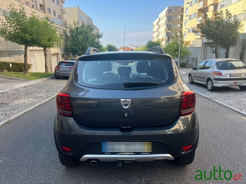 2017' Dacia Sandero photo #4