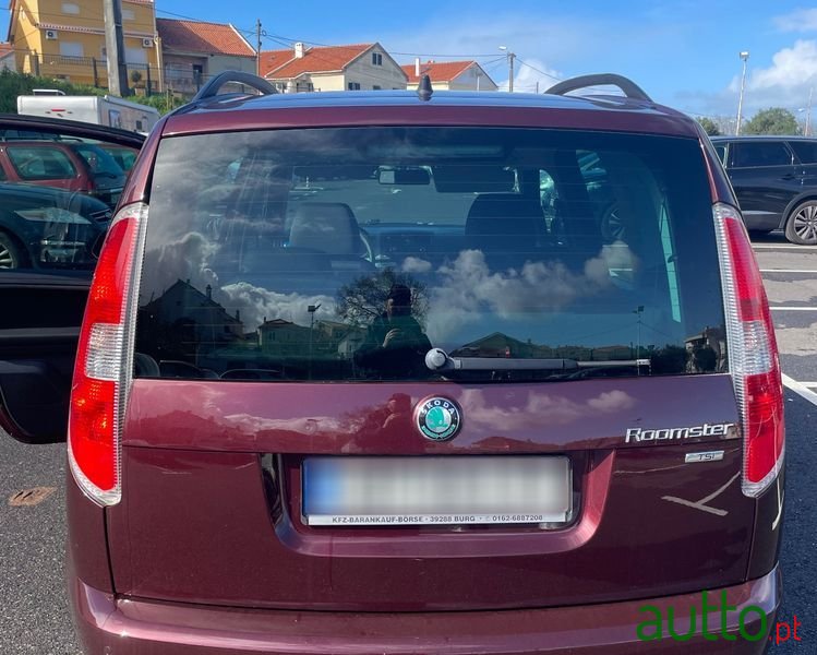 2012' Skoda Roomster photo #3