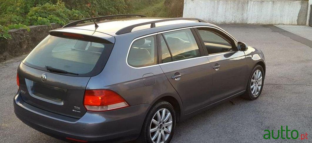 2007' Volkswagen Golf Variant photo #2