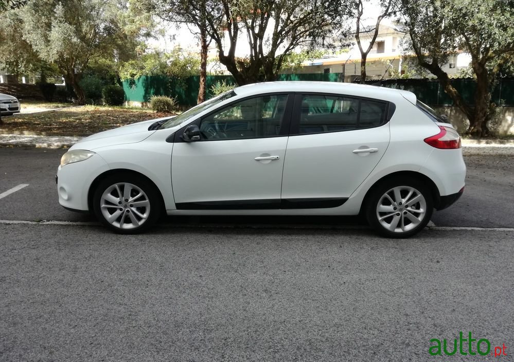 2009' Renault Megane 1.5 Dci Dynamique photo #4