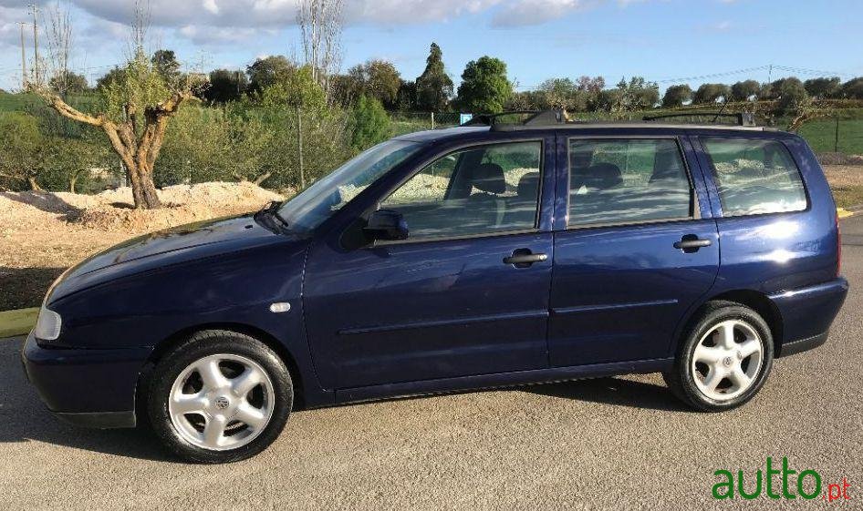 2001' Volkswagen Polo Variant photo #3