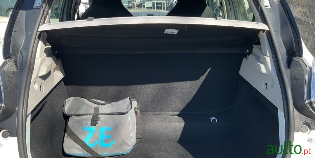 2018' Renault Zoe photo #4