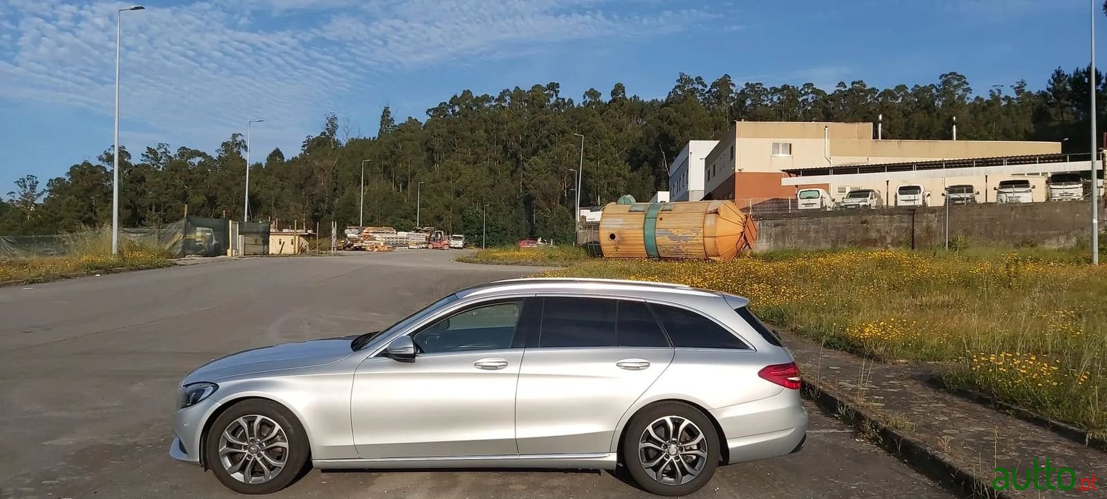 2015' Mercedes-Benz C-200 photo #4