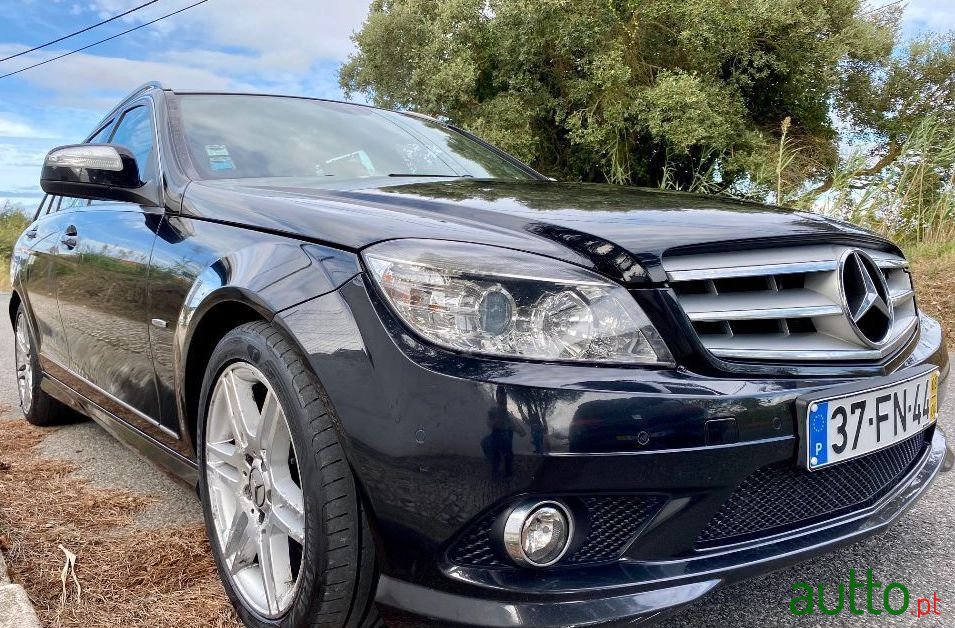 2008' Mercedes-Benz C-200 photo #5