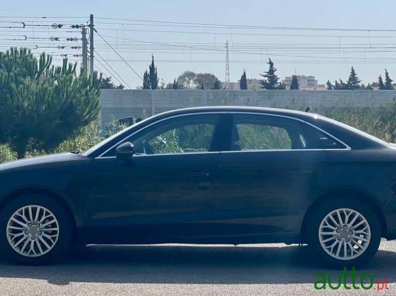 2016' Audi A3 Limousine photo #3