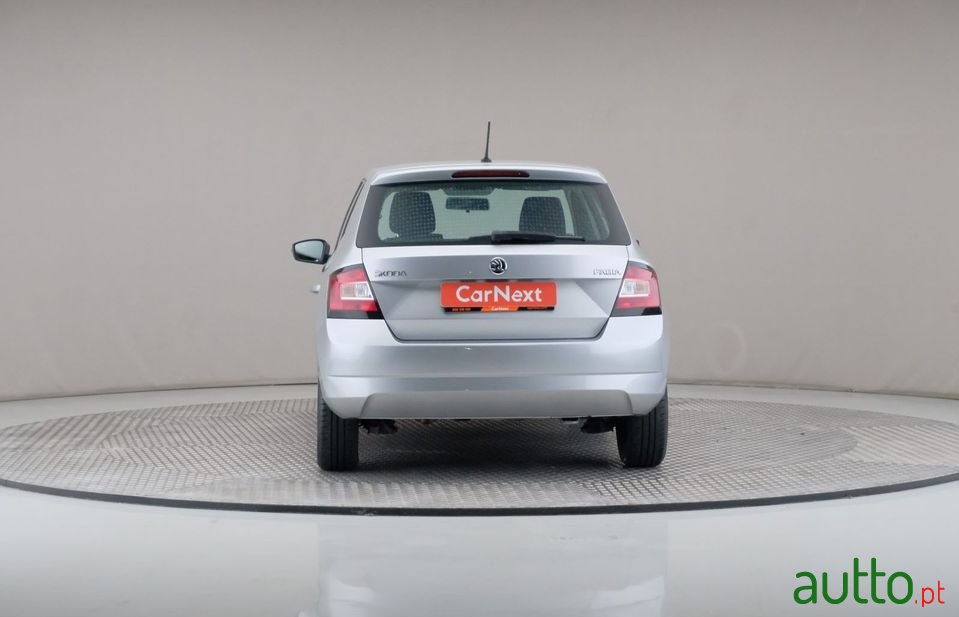 2016' Skoda Fabia photo #5