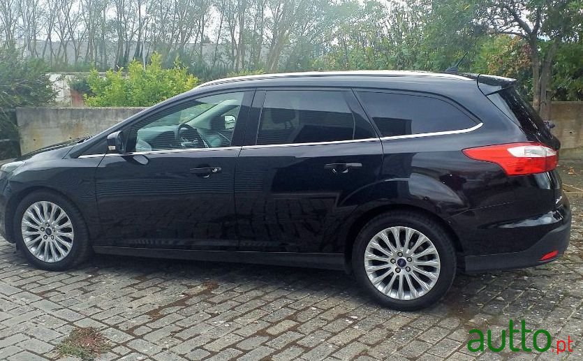 2012' Ford Focus Sw photo #4