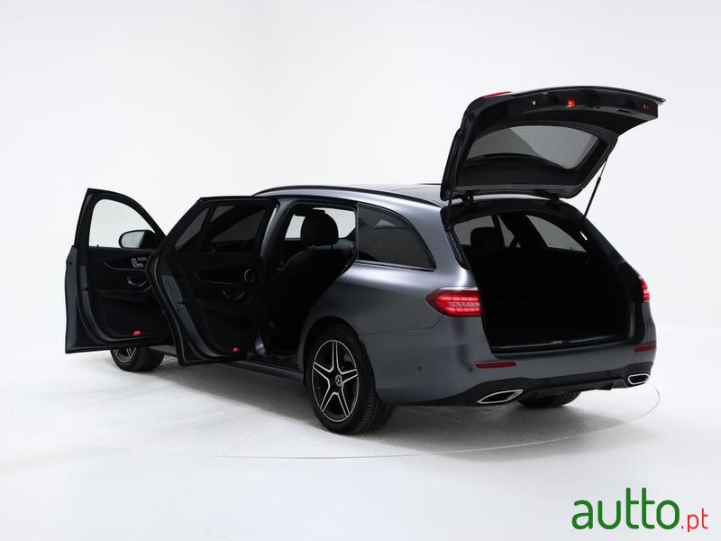 2020' Mercedes-Benz Classe E photo #4