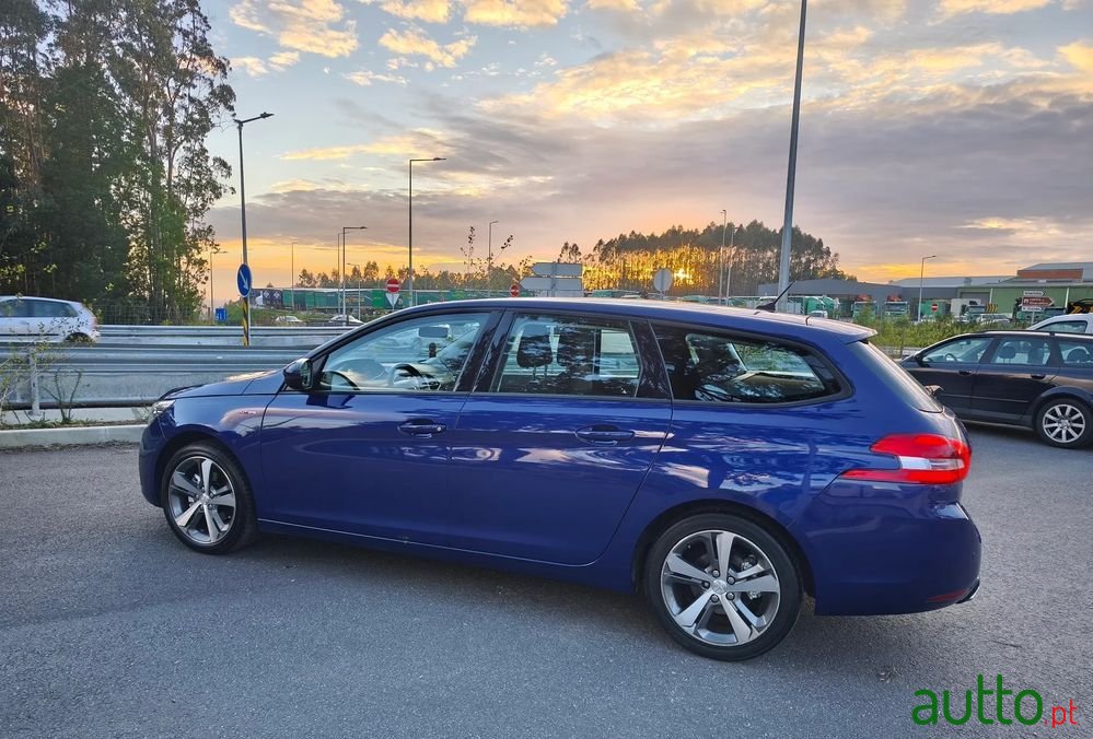 2019' Peugeot 308 Sw photo #4
