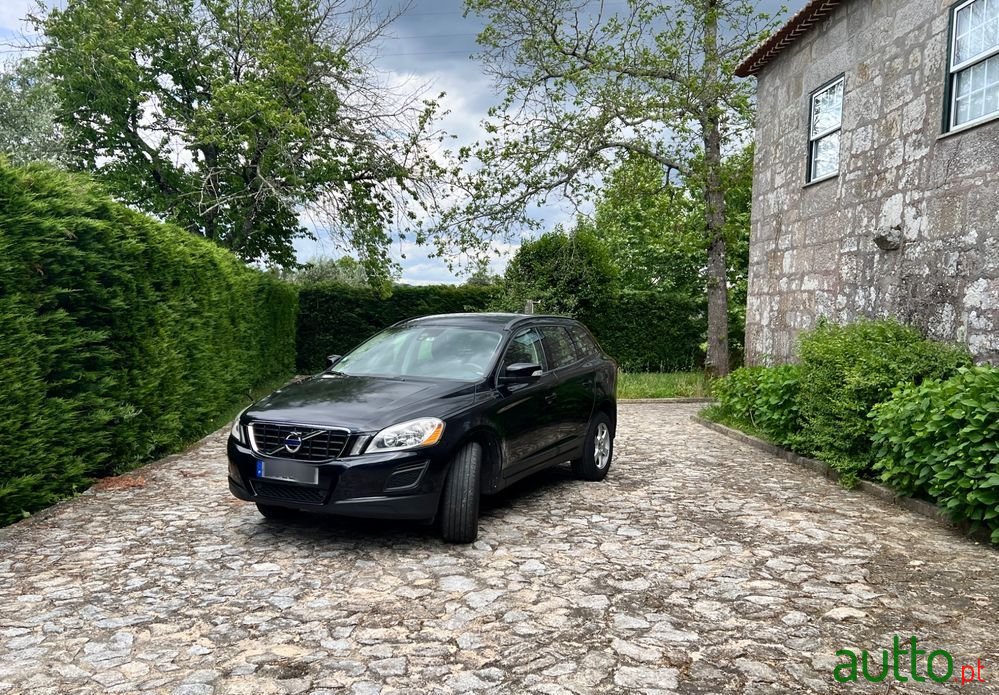 2010' Volvo Xc 60 photo #1