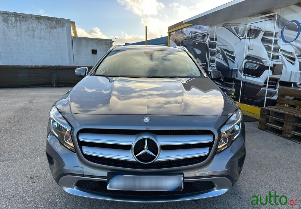 2017' Mercedes-Benz Classe Gla D Urban photo #6