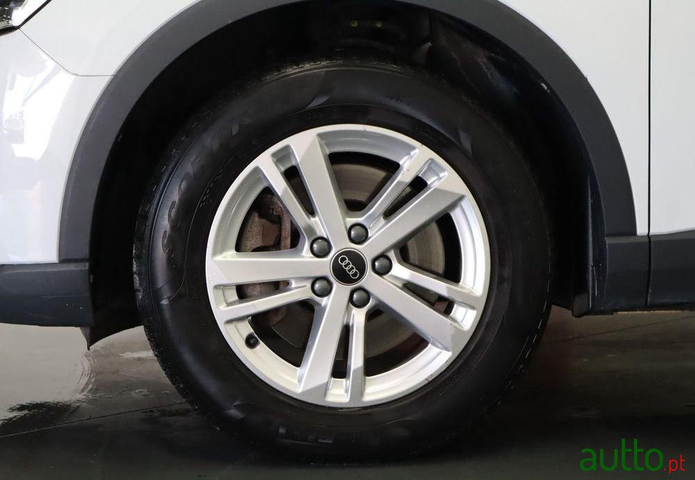 2022' Audi Q3 45 Tfsie S Tronic photo #5