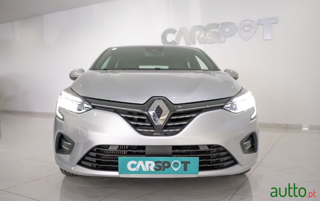 2020' Renault Clio photo #2