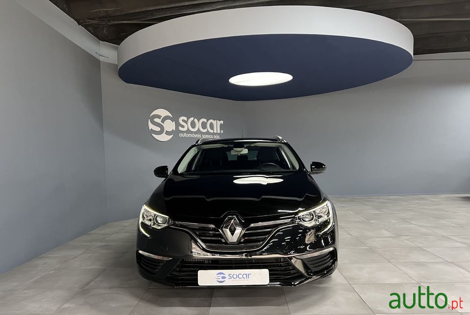 2019' Renault Megane Sport Tourer photo #2