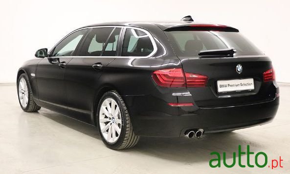 2015' BMW 520 photo #4