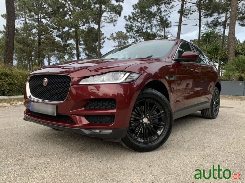 2016' Jaguar F-Pace photo #3