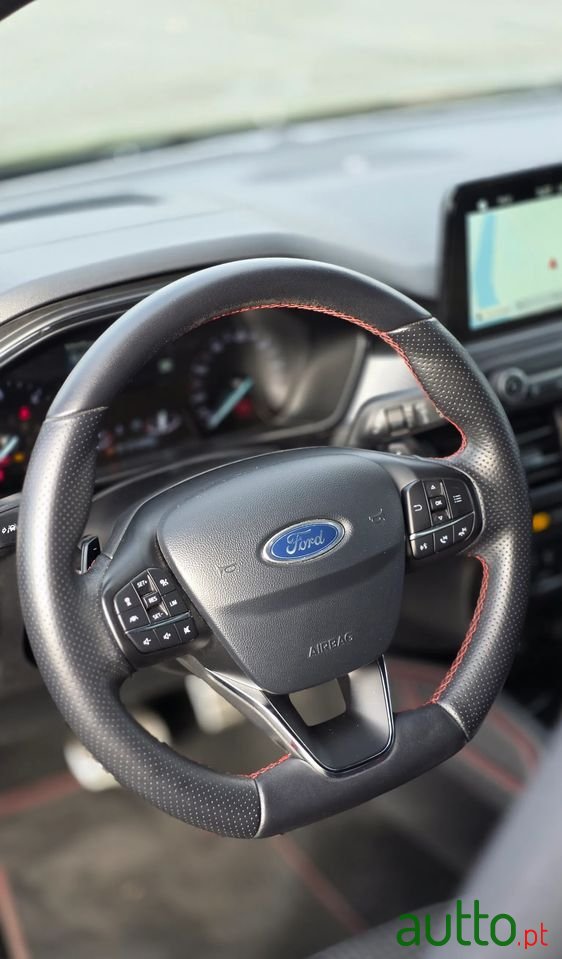 2018' Ford Focus photo #6