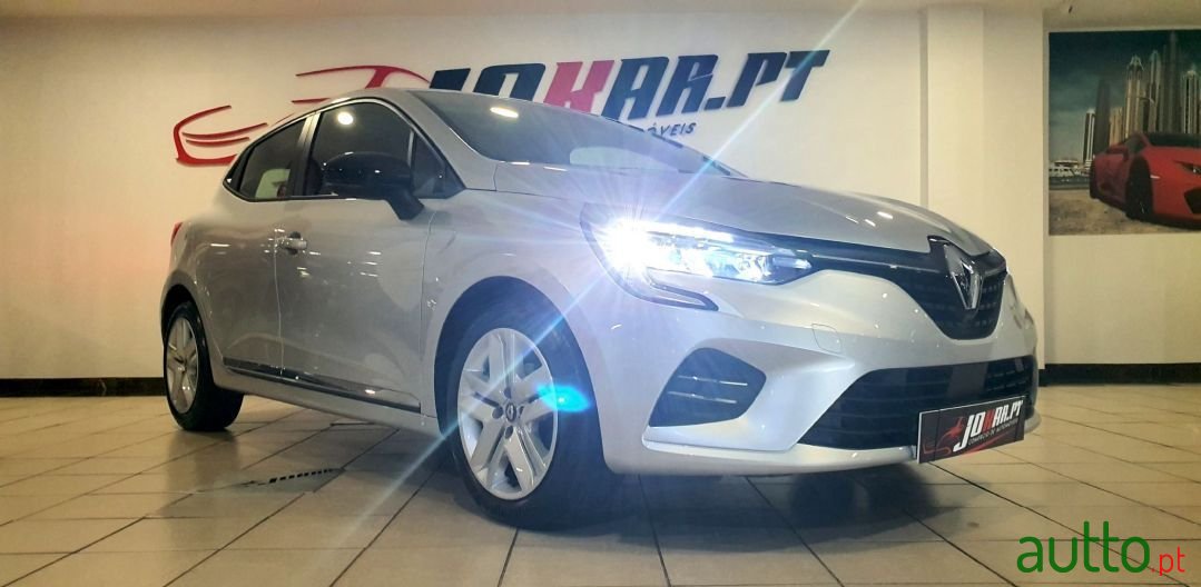 2021' Renault Clio photo #4