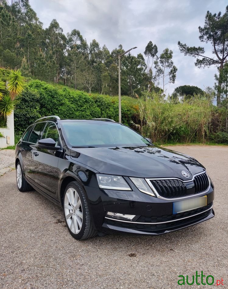 2018' Skoda Octavia Break photo #4