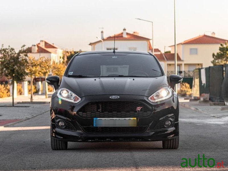 2016' Ford Fiesta 1.0 T Ecoboost Stline photo #3