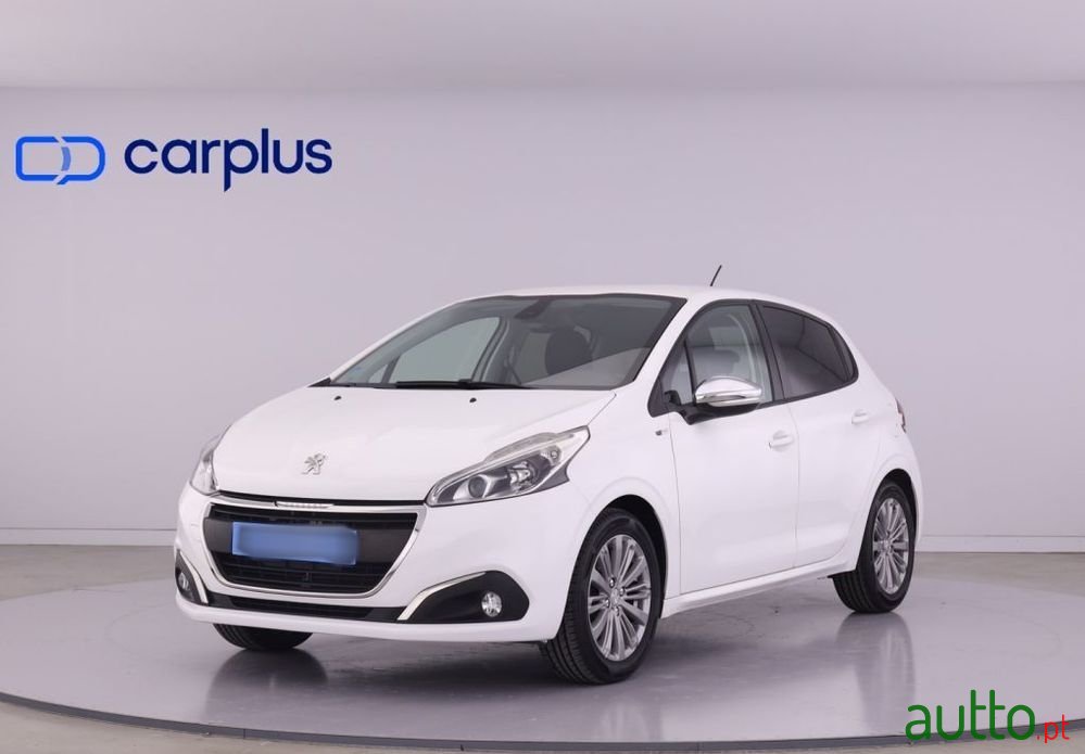 2017' Peugeot 208 photo #1